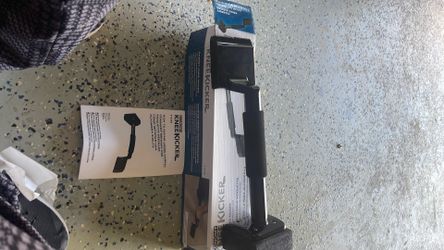 NEW Carpet Knee Kicker – Home Depot Economy Model – Never Used