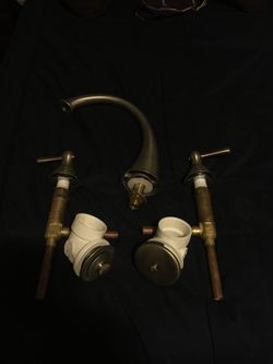 Moen deck mount tub valve