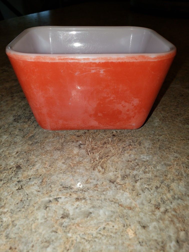 Vintage Pyrex Primary Red 501 fridgie