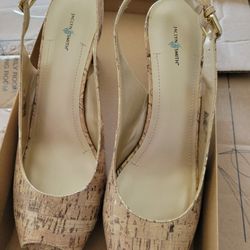 Jaclyn Smith Heels Shoe Beige 4" Heel New Sling Back