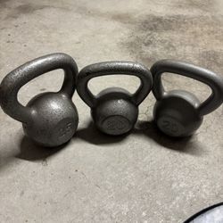 3 sets of Kettlebells 