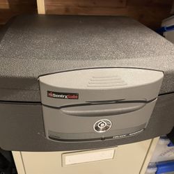 Sentry Safe F2300 Fire & Waterproof Safe - Like New