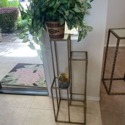 Plant Stand 