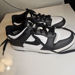 Panda Dunks Size 3 Youth