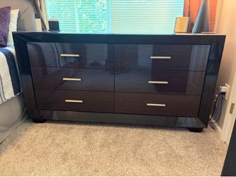 Solid Wood 5-piece Bedroom Set