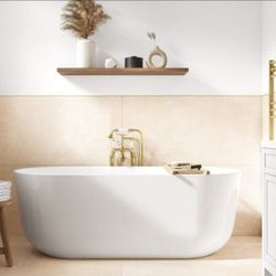 Enhance your Bathroom or Kitchen space with these exquisite Italian Stargres porcelain tiles. 