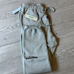 Dark Oatmeal Essentials Cuffed Sweats
