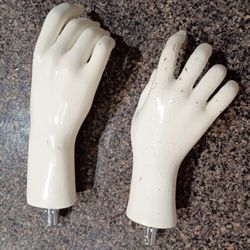 Mannequin hands