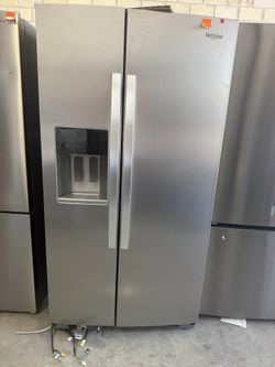 Whirlpool Refrigerator open box