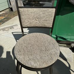2 Bar Stool