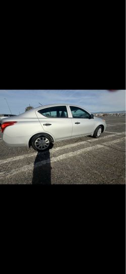 Nissan versa 2014