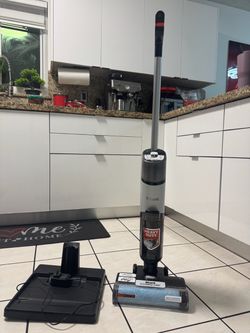 Vacuum wet and dry cordless (no cable)