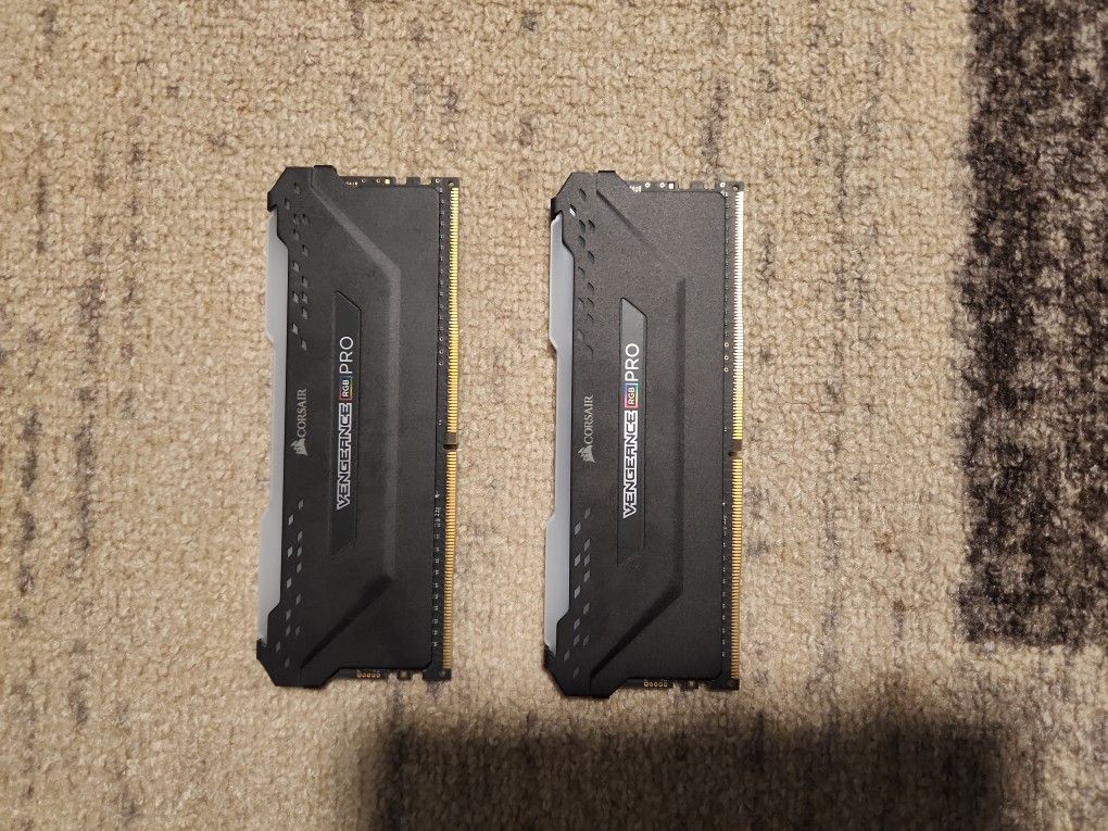 Corsair ram 16 GB DDR4