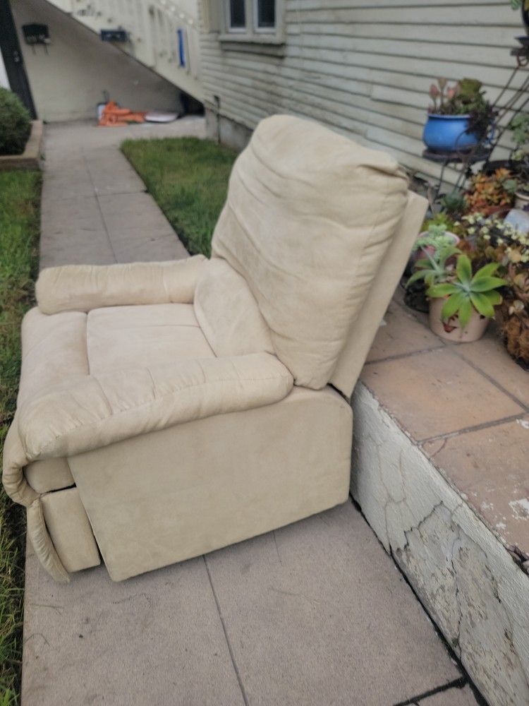 Comfy Recliner