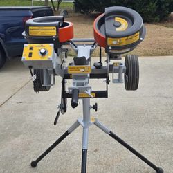  Snap Attack Football Throwing Machine
