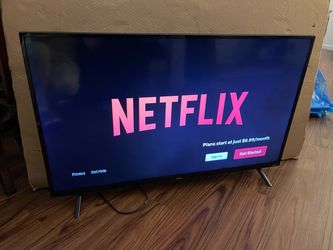 TCL 43” Roku Smart TV 4K UHD HDR With New Remote Control $130 Firm on Price