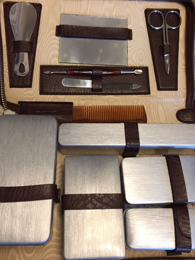 Vtg Western Germany Ground Leather Mens Brown Travel Grooming Kit (Porter Ranch Ca )