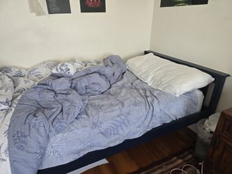 Free Bed W Clean Mattress Still Available
