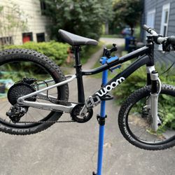 Woom OFF Air 4, Kids Mountain Bike