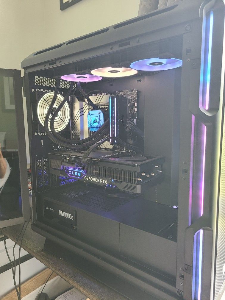 Corsair Vengeance i8200 Series Gaming PC
