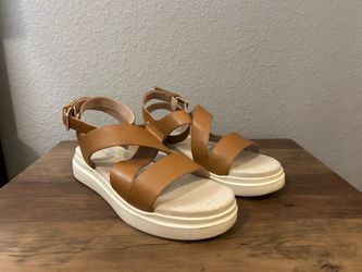 Cole Haan Sandals Size 7.5