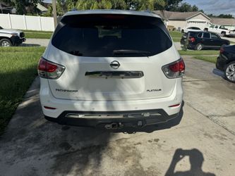 2014 Nissan Pathfinder