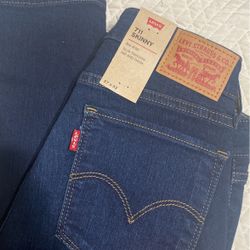 Levis