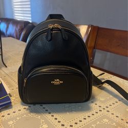 Coach   backpack 🎒 Leather Pebble Mini  Small Nueva  Good 👍🏻  