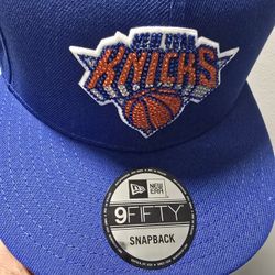 NEW ERA 59FIFTY SNAPBACK NY KNICKS w/ RHINESTONES - New W/ Tags!!