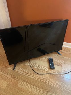 32” Insignia TV with Remote