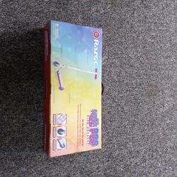 Razor Party Pop Kick Scooter Ages 6+ Holds 143lbs This Is Not Electric Scooter 