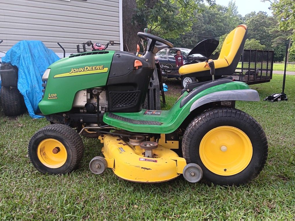 John deer L120