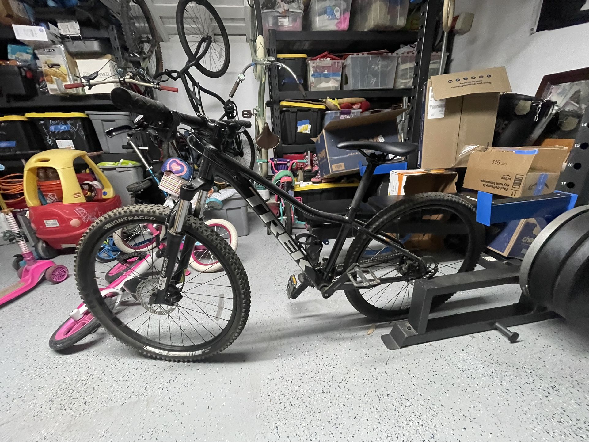Trek Marlin 5 Mountain Bike