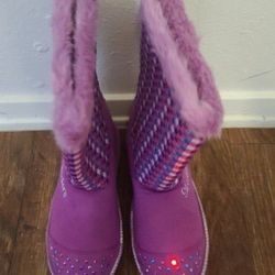 New Skechers Light Up Boots. Size 3. Never Used. 