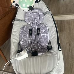 MamaRoo WiFi Baby Swing 