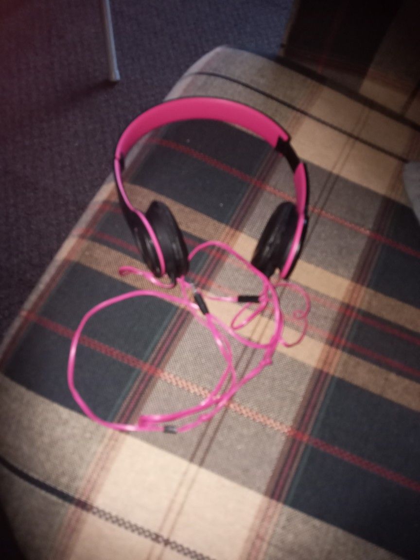 Headphones Works Good $8.00
