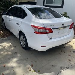 2015 Nissan Sentra 