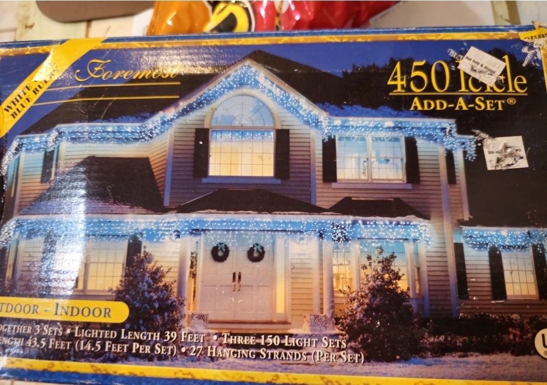 Price Is Firm.. Brand New In A Box 450 Outdoor Christmas Lights
