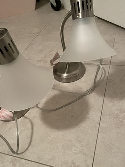 2 Night Stand Lights