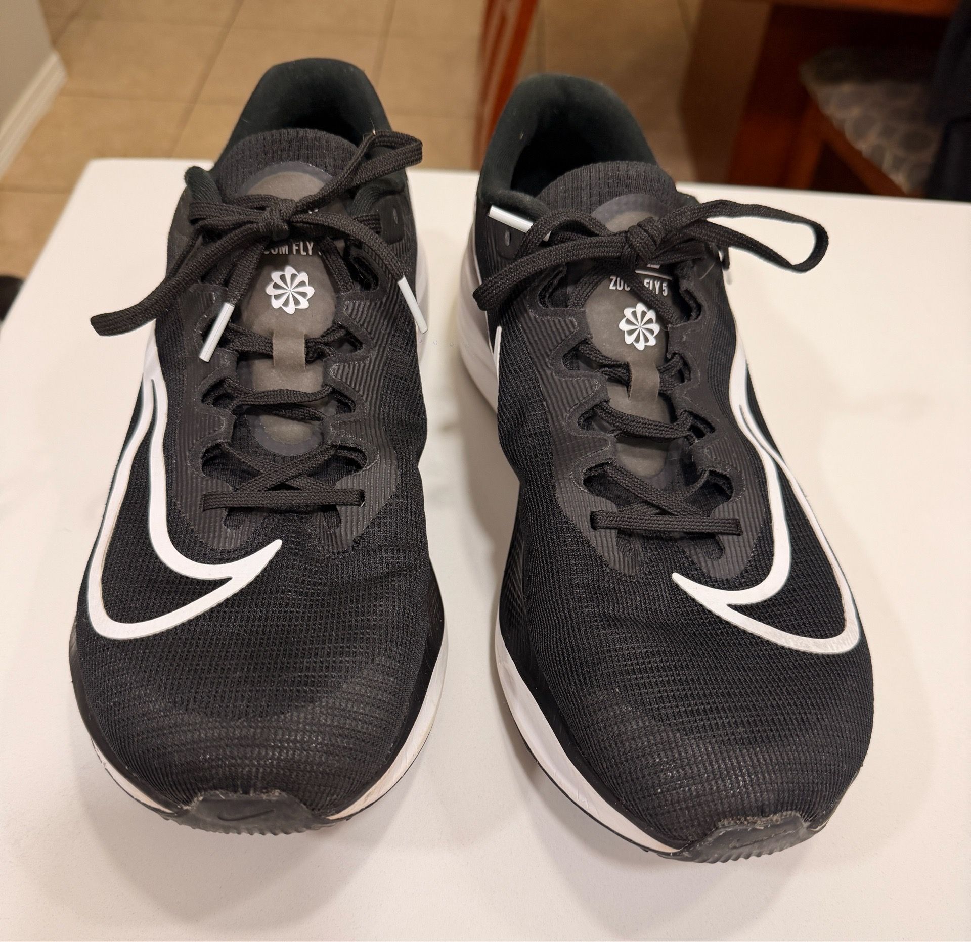 Men’s Nike Zoom size 13