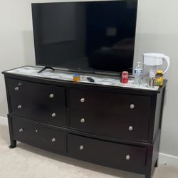Dresser with Mirror 