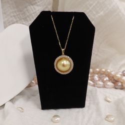 Natural Sea Pearl With Perfect Quality 