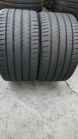 Par de llantas año 2025 Michelin pilot sport 4 s 305/30/ZR 20 95% de vida