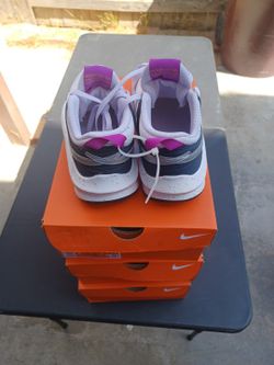 Nike Team Hustle Size 7y