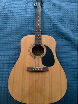 Acoustic fender guitar