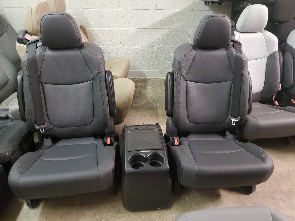 BRAND NEW BLACK LEATHER BUCKET SEATS WITH SEATBELTS AND CONSOLE 