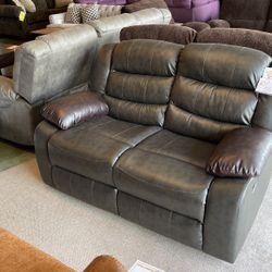 New Markdown Brown Loveseat Recliner 