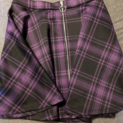 Lightly Used Hot Topic Skirt Size SM