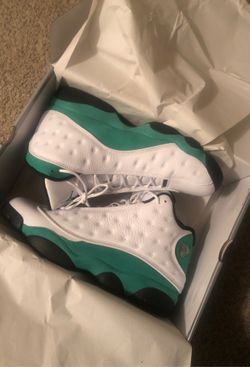 Lucky green Jordan 13s