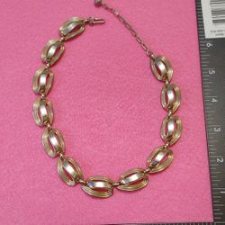 Vintage Ladie's Goldtone "DECOR-LOOP LINK" Choker Necklace W/Adjustable Clasp EXCELLENT CONDITION!